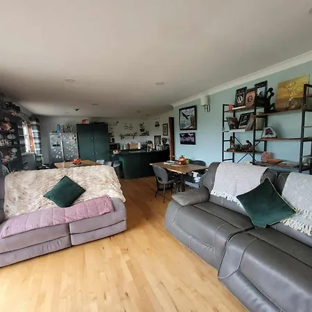 منزل للإقامة With Jack